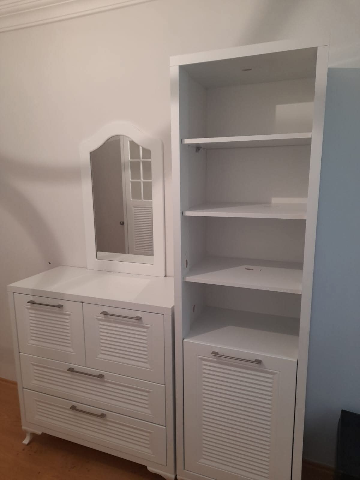 Makyaj Masası & Şifonyer